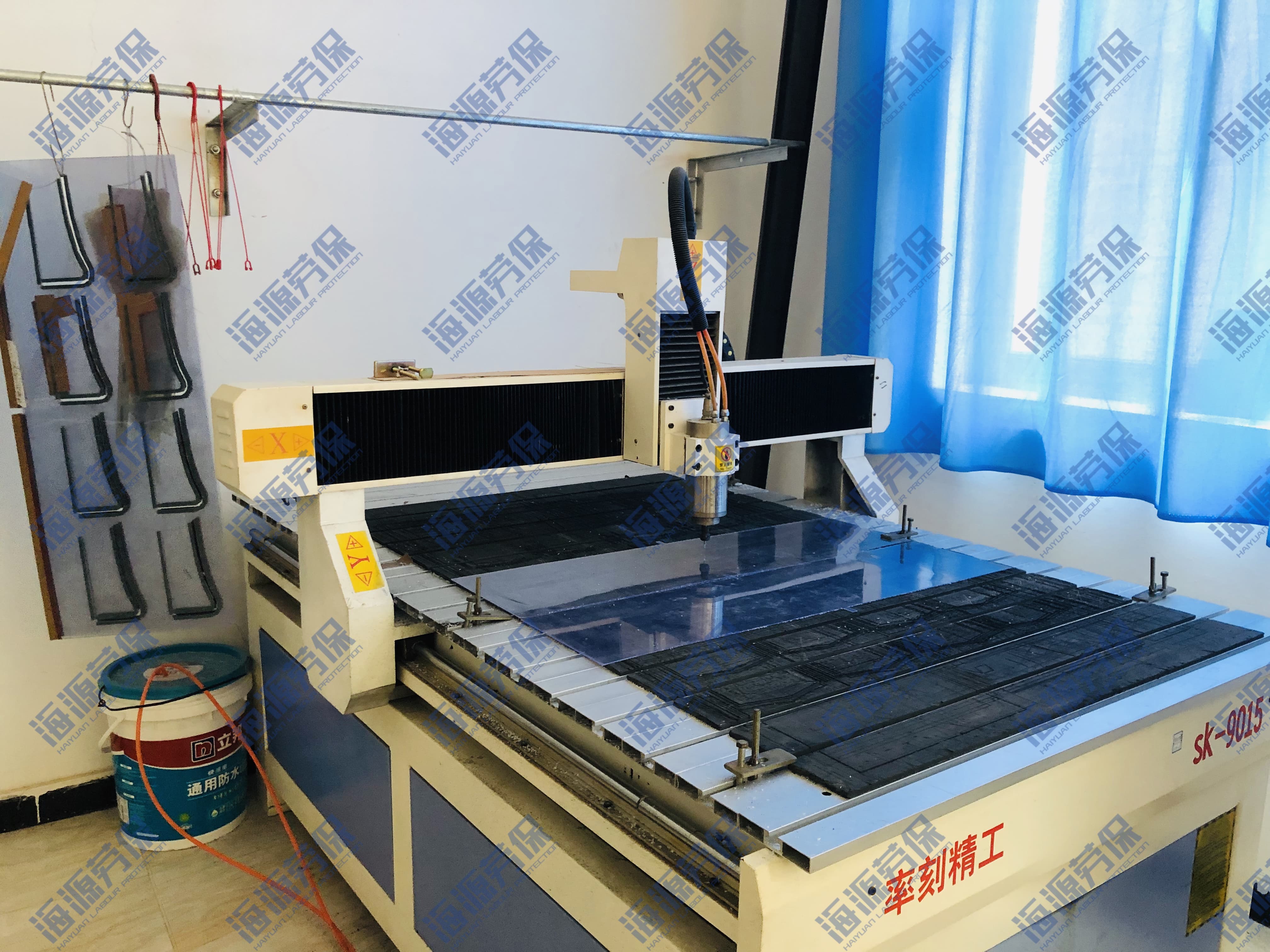 勞保服模板機制作